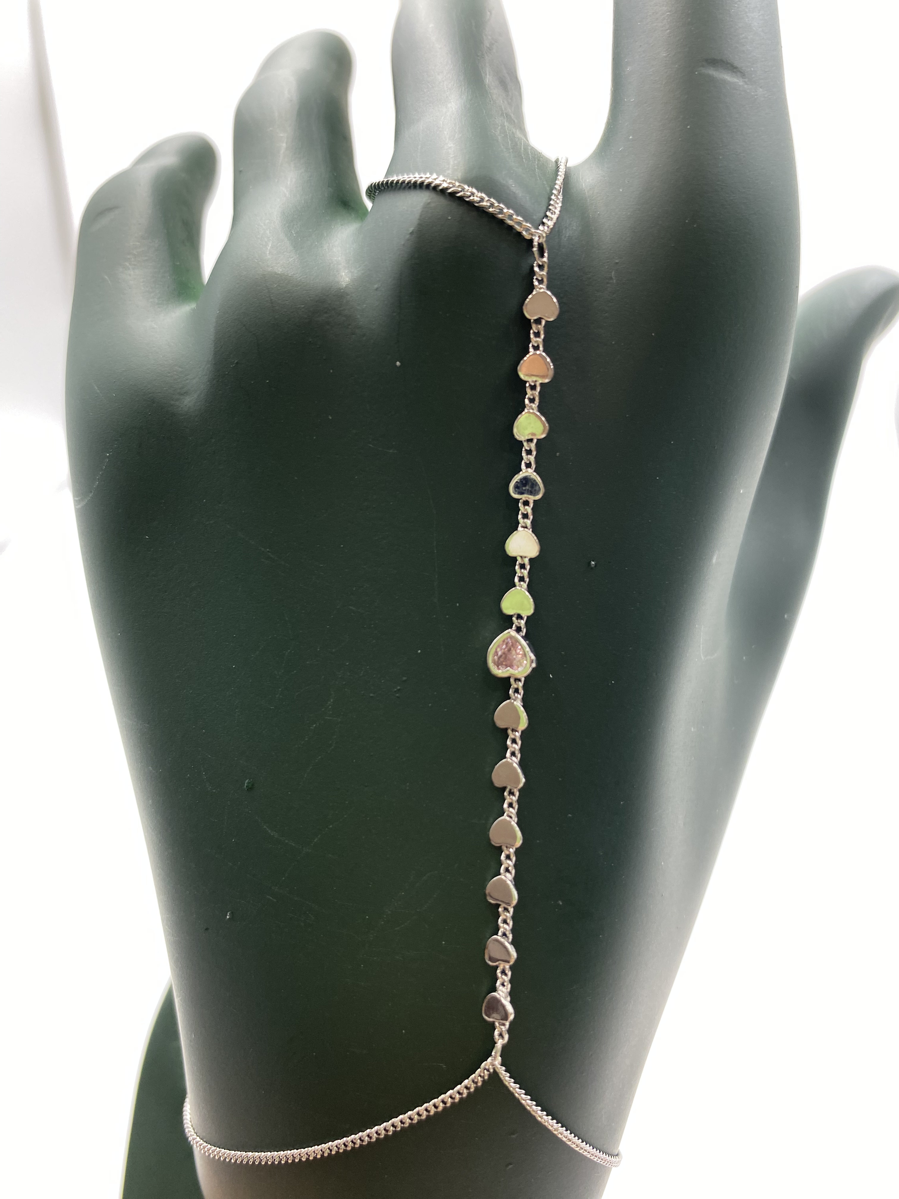 Zirkon Taş Detaylı Kalpli Şahmeran