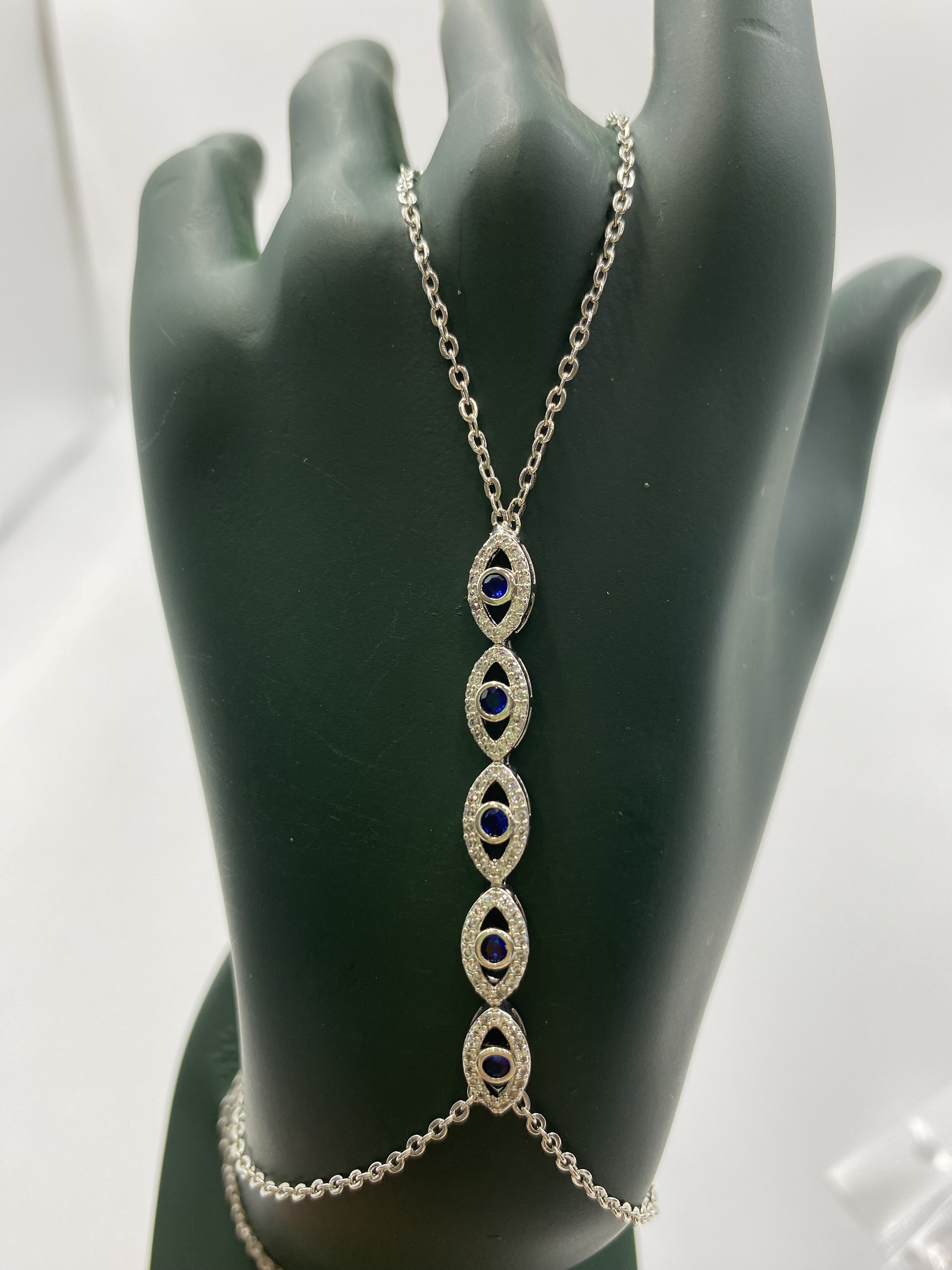 Zirkon Taşlı Yassı Nazar Boncuk Model Şahmeran