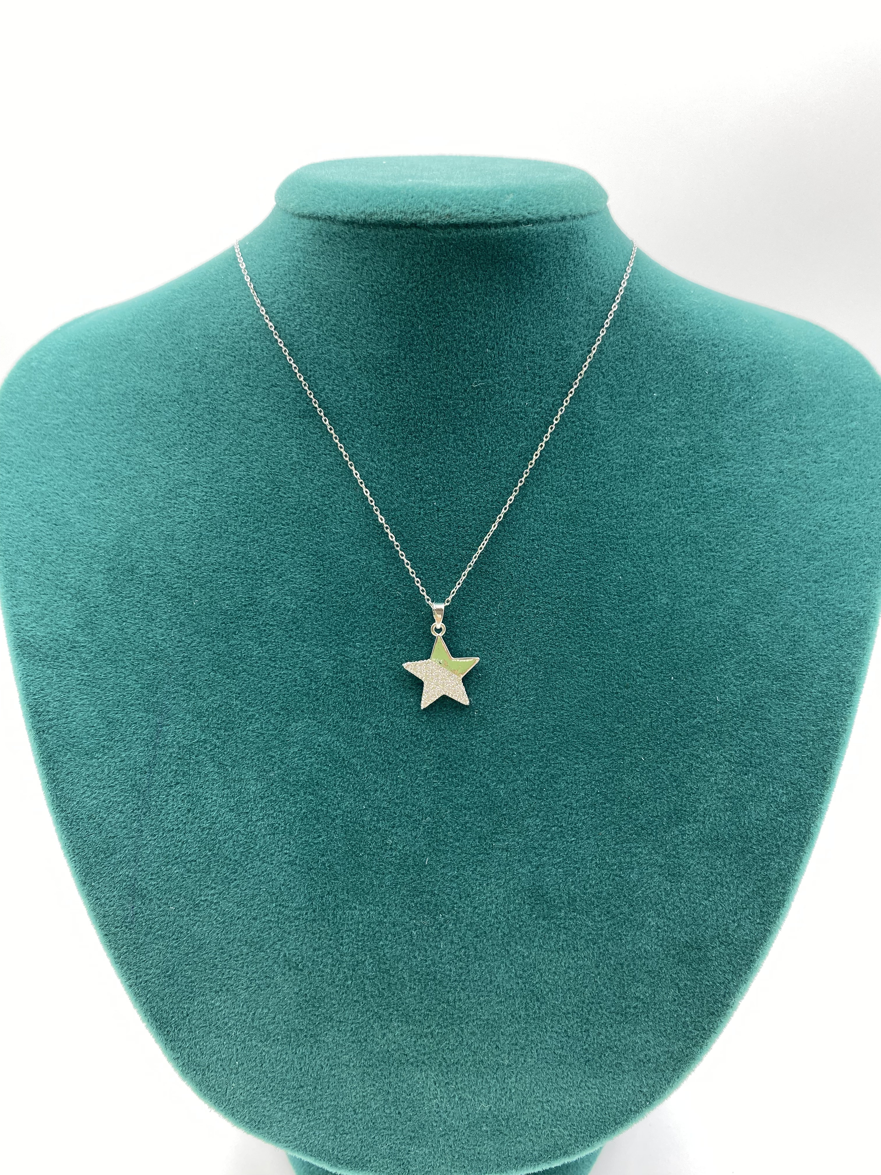 Yıldız Model Taşlı Kolye