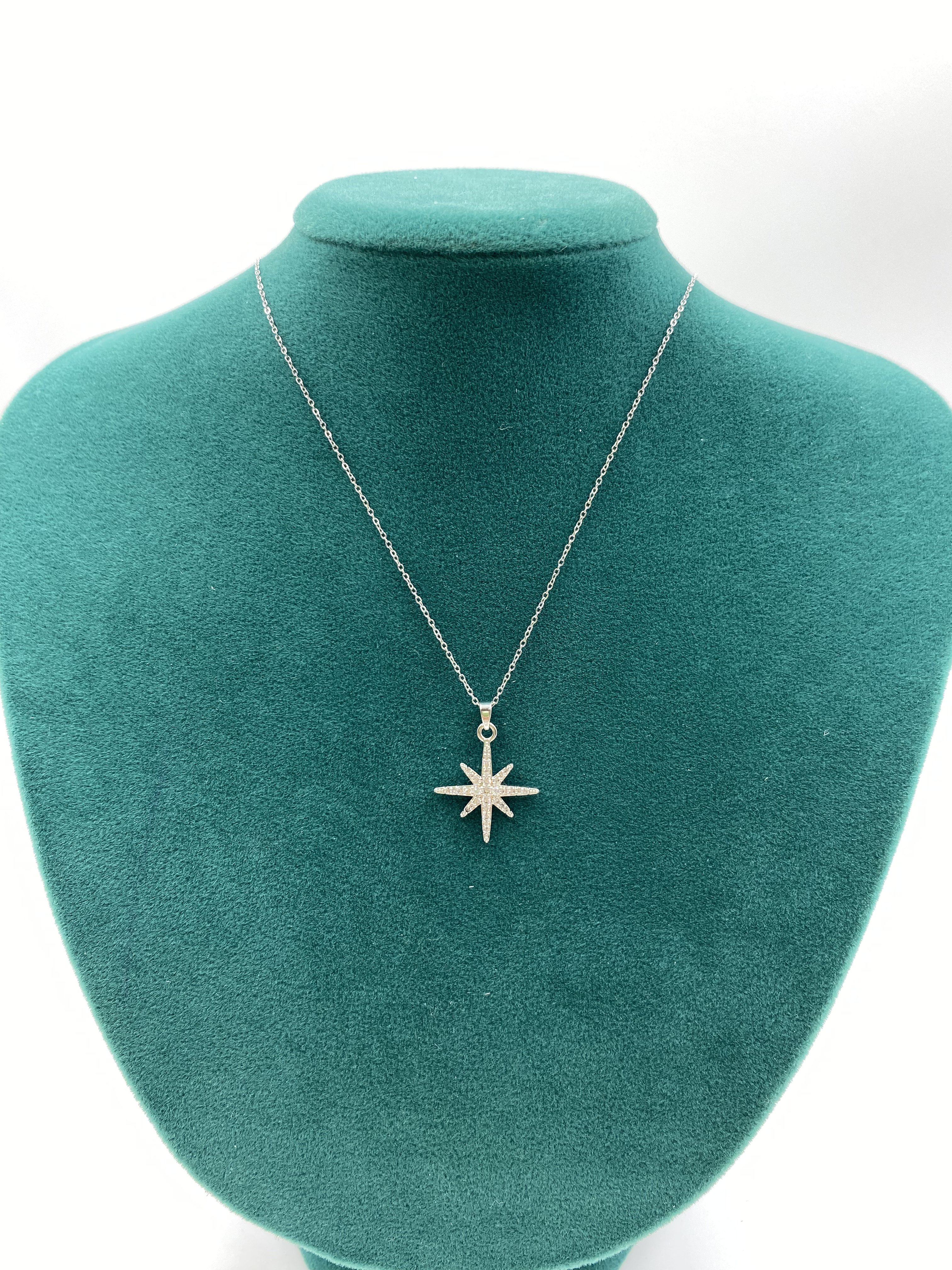 Güneş Yıldızı Model Taşlı Kolye