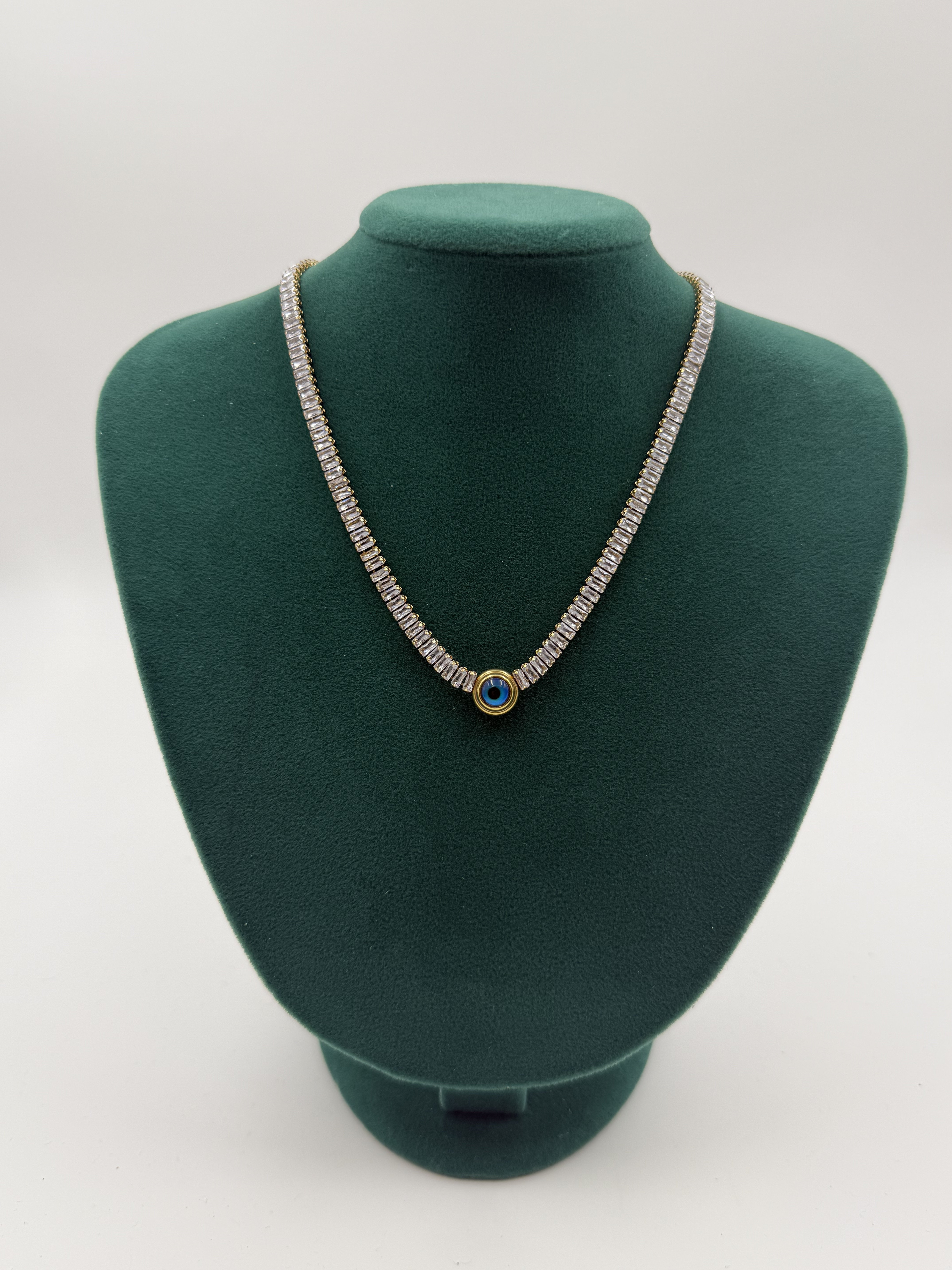 Altın Renk Göz Figürlü Su Yolu Kolye