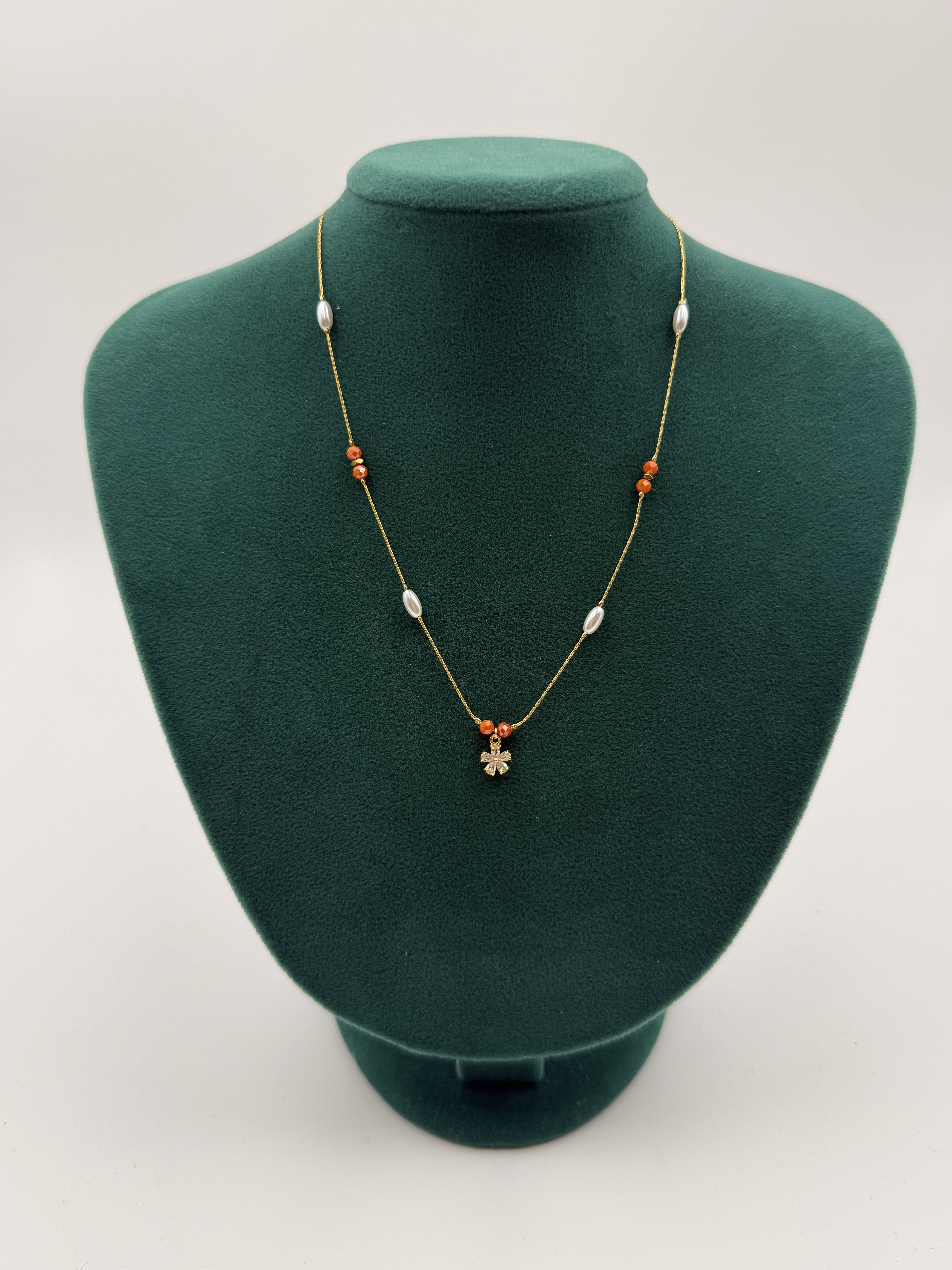 Renkli Taşlı Minimal Çiçek Kolye KLY012