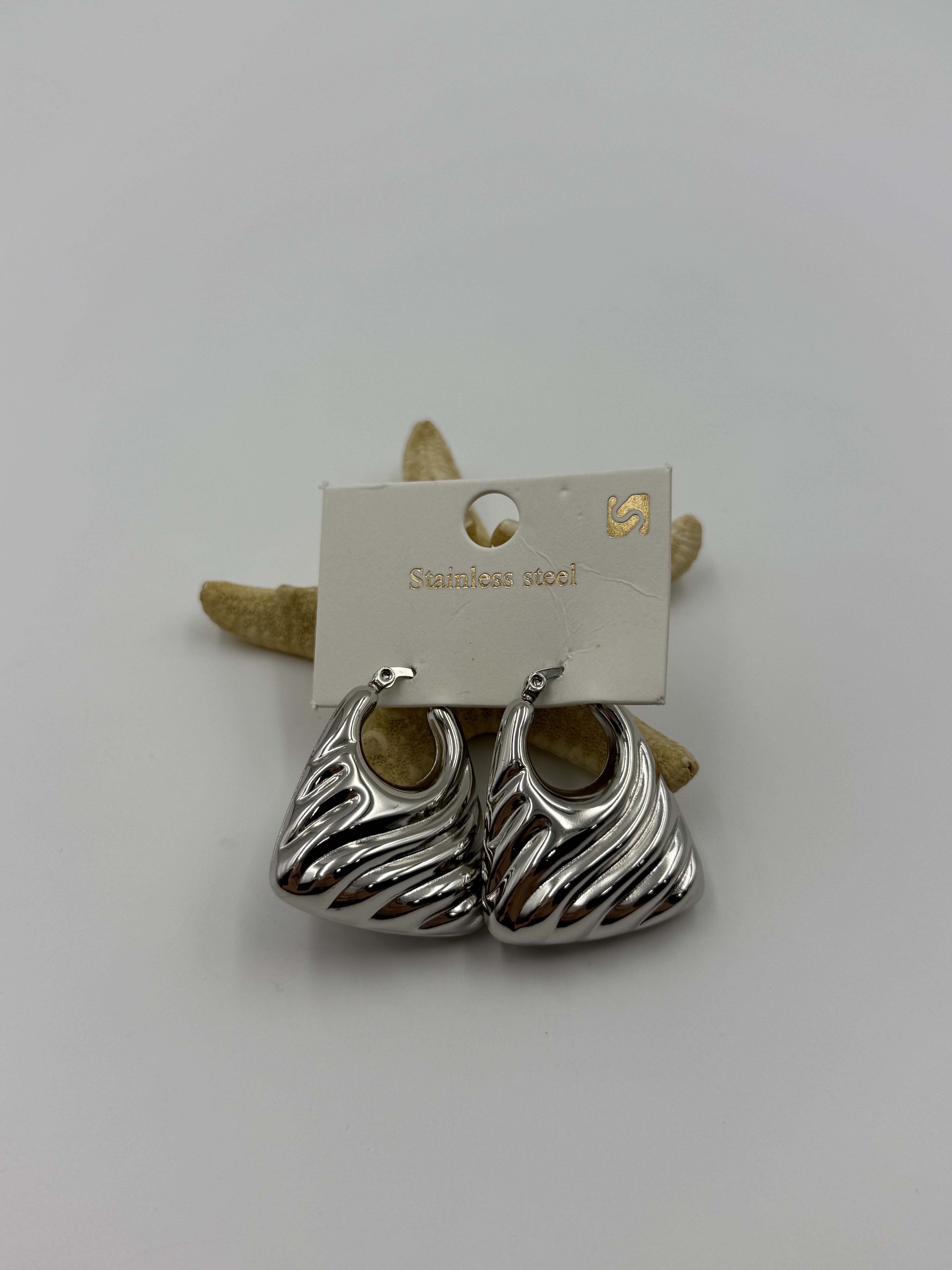 Geometrik Model Gümüş Renk Küpe