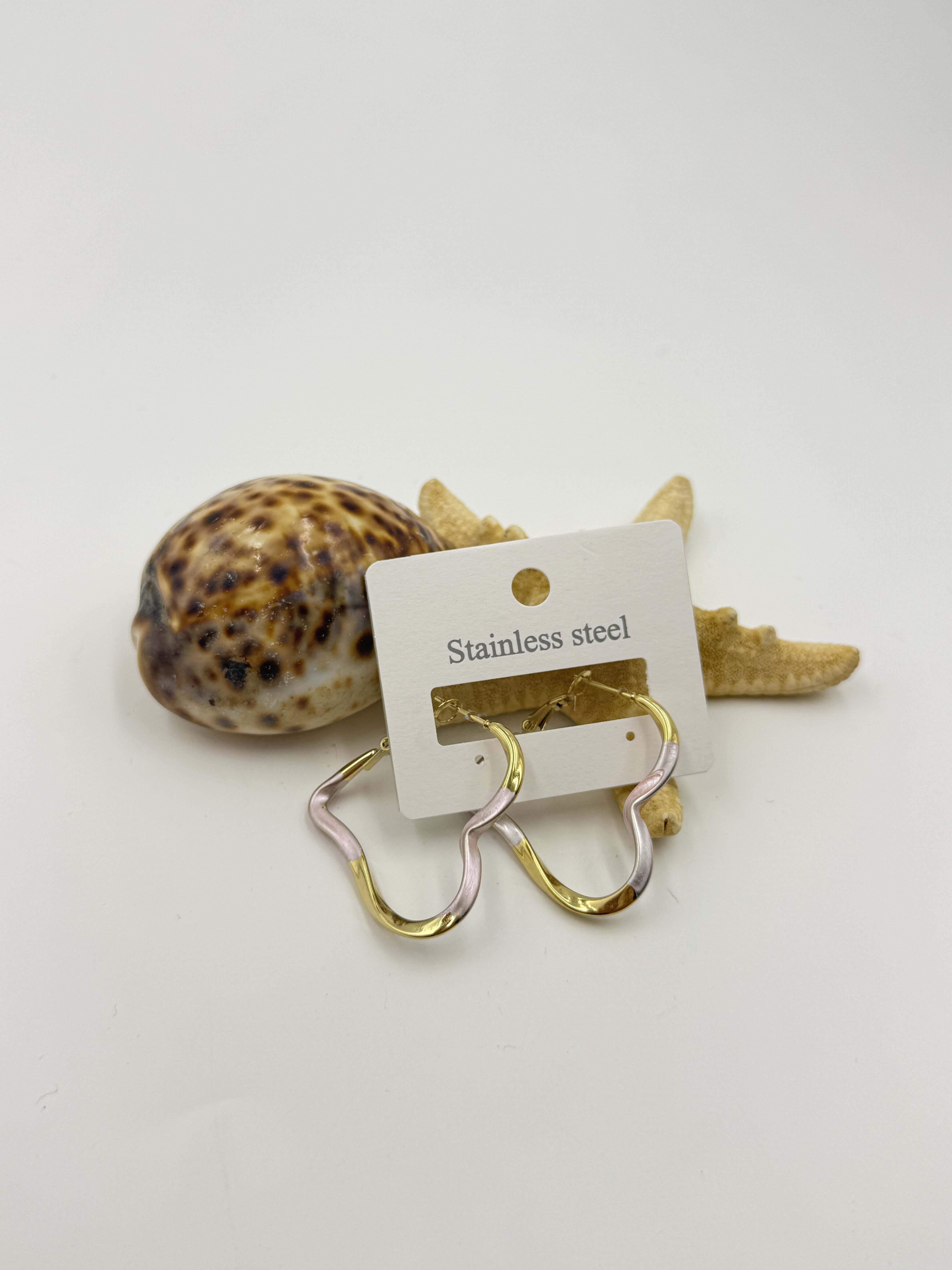 Soft Pembe Detaylı Kalpli Halka Küpe