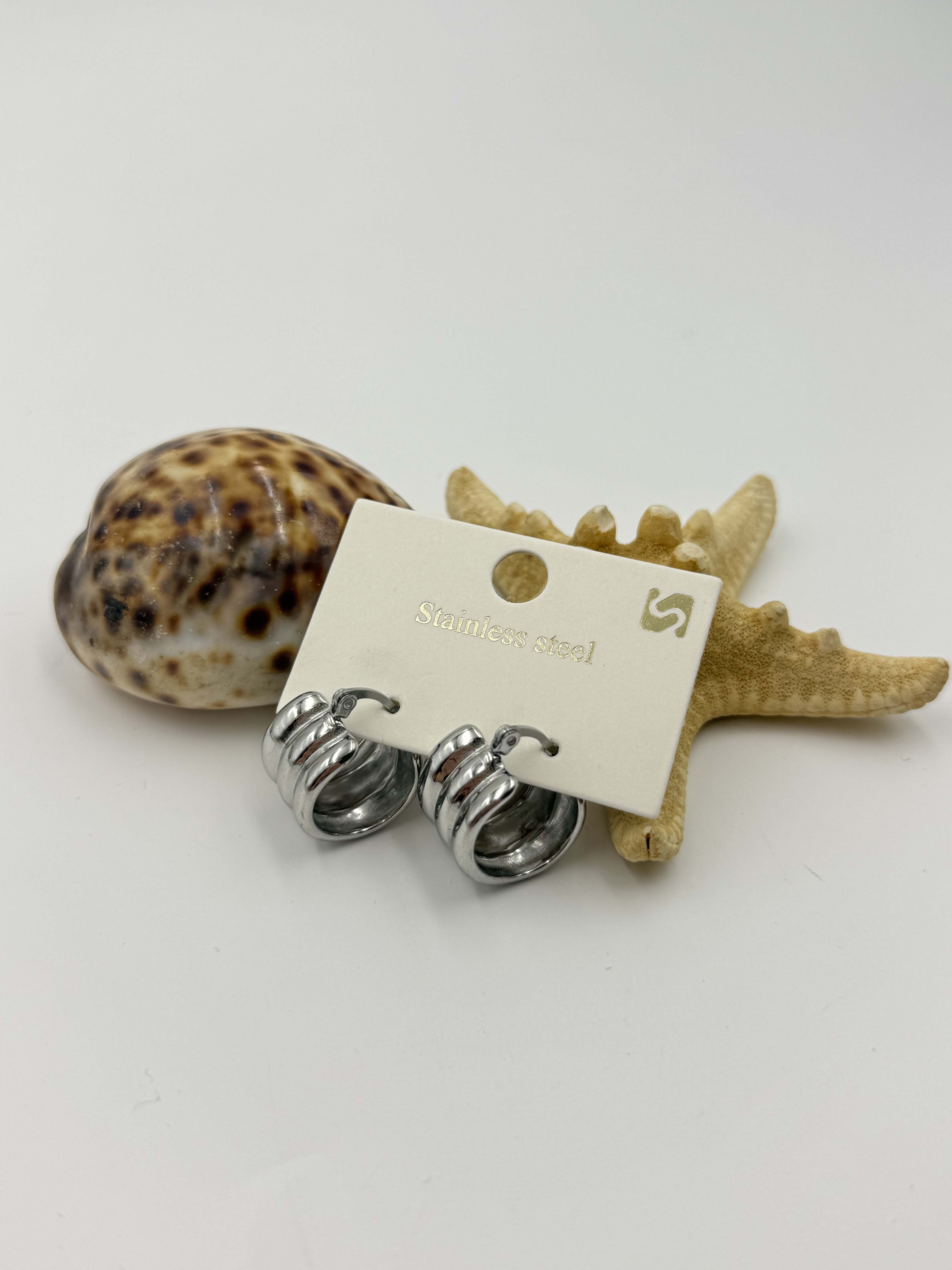 Üçlü Halka Model Küpe