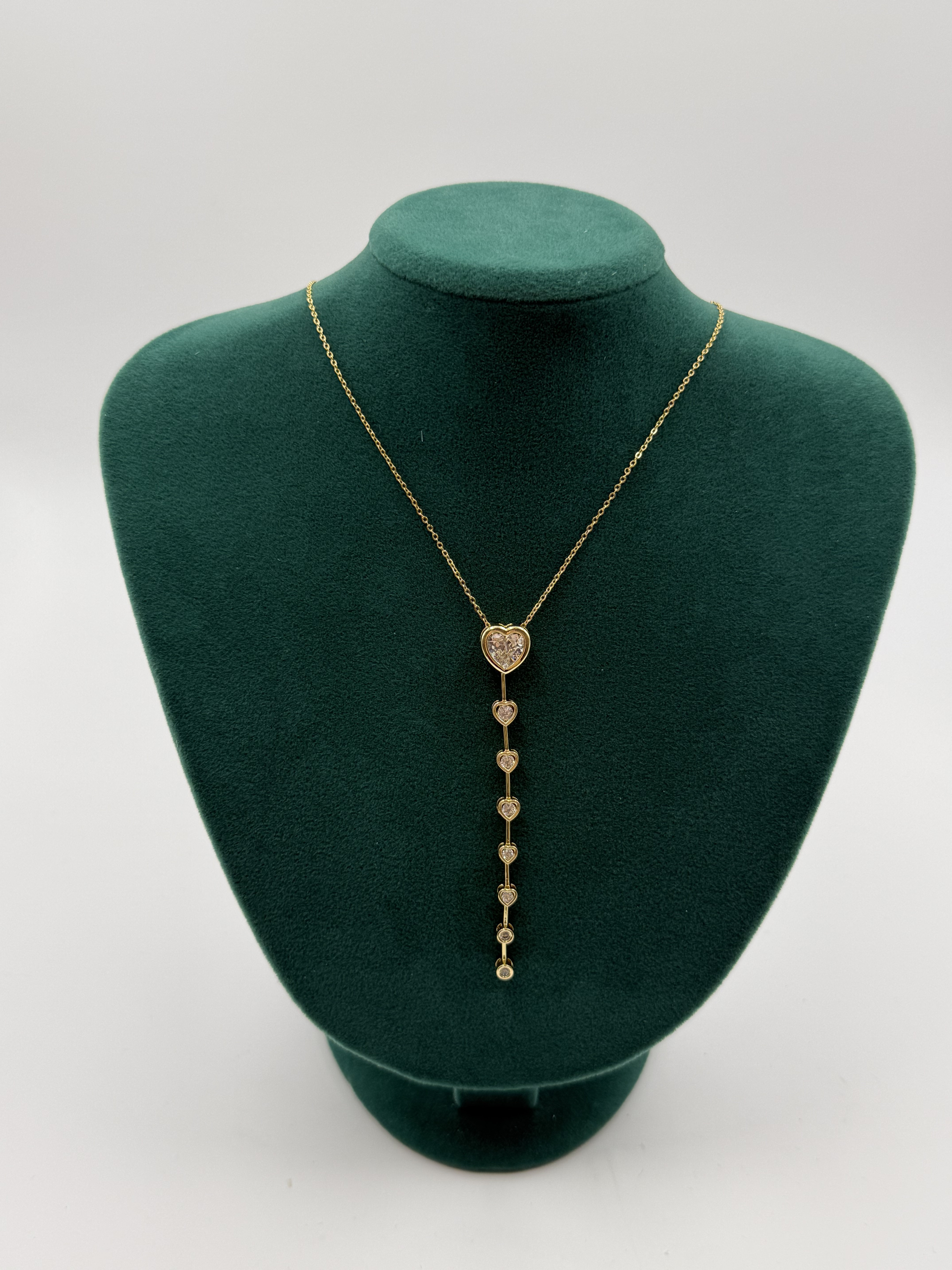 Uzun Kalp Model Kolye