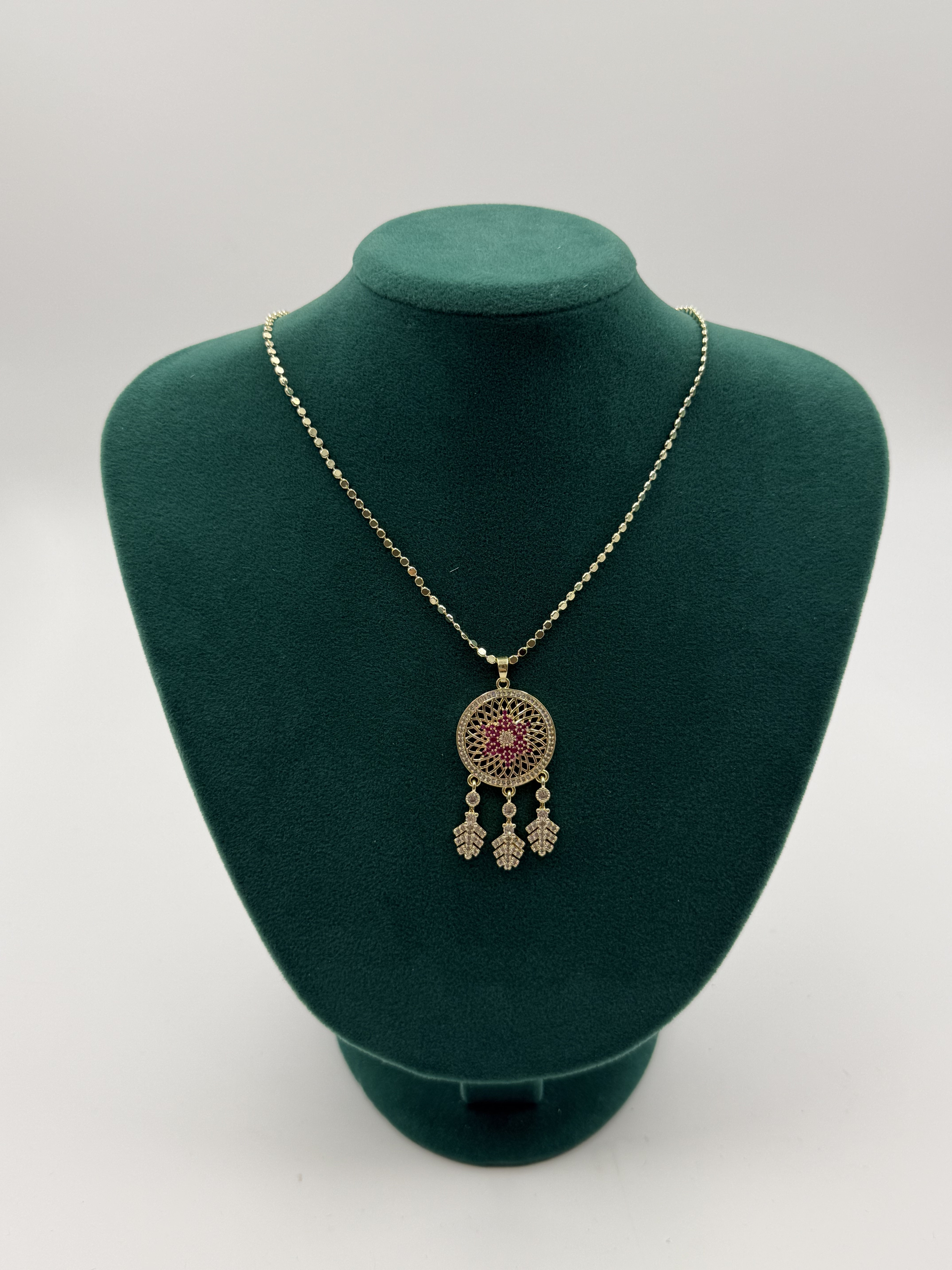 Yaşam Çiçeği Model Taşlı Kolye