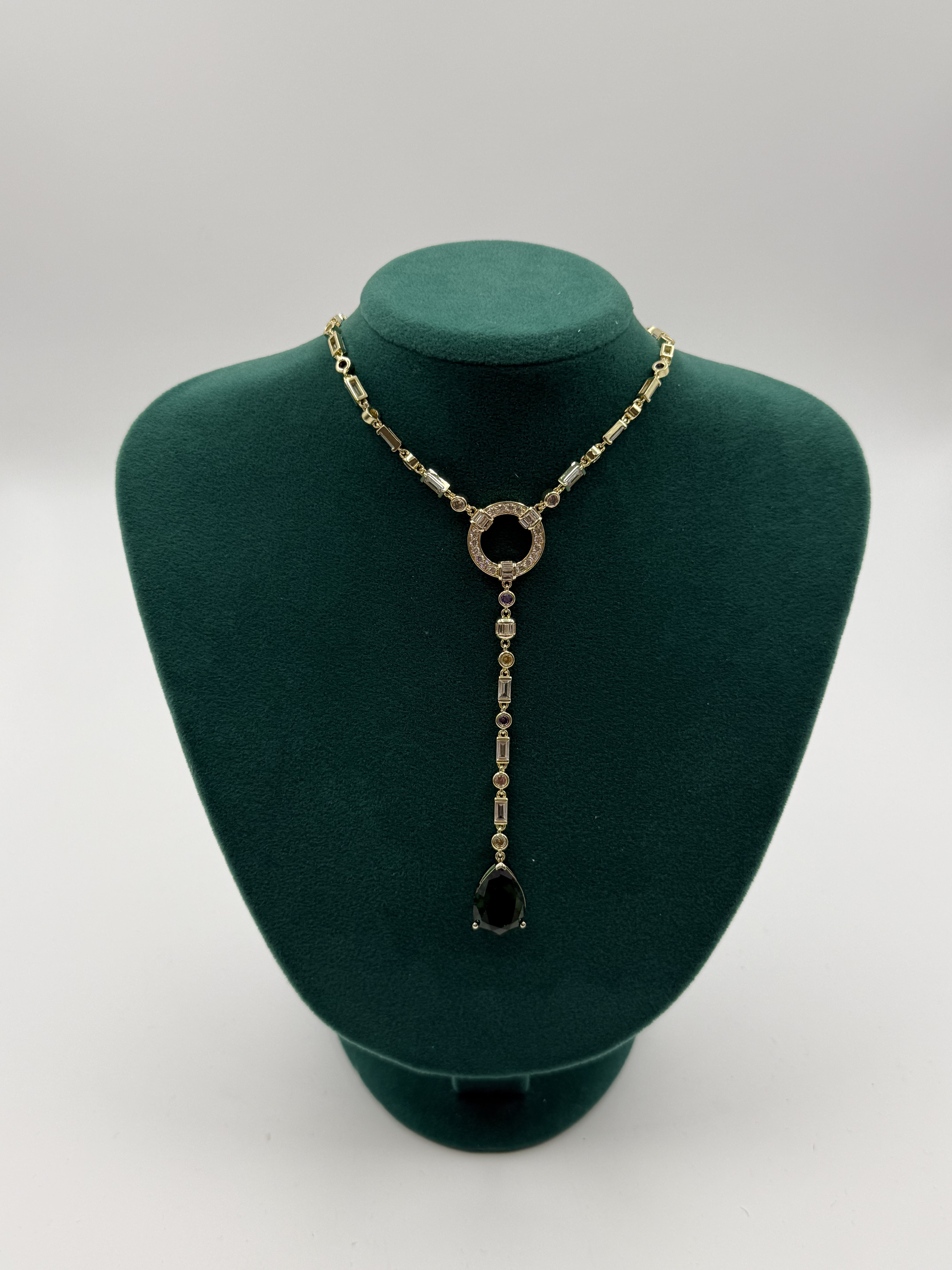 Zirkon Taşlı Uzun Kolye